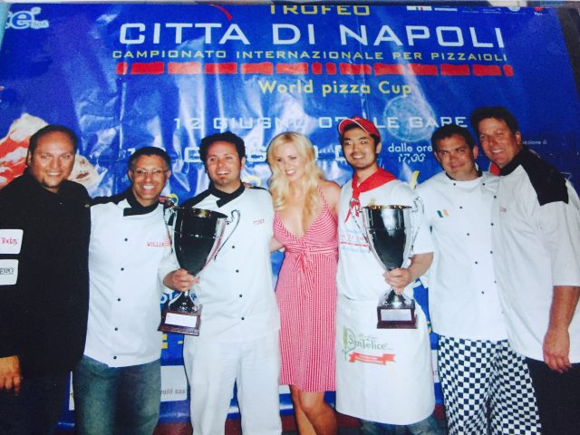 Tony Gemignani wins at Naples - 2007 - at JoeContent.net - Seven Ovens Blog